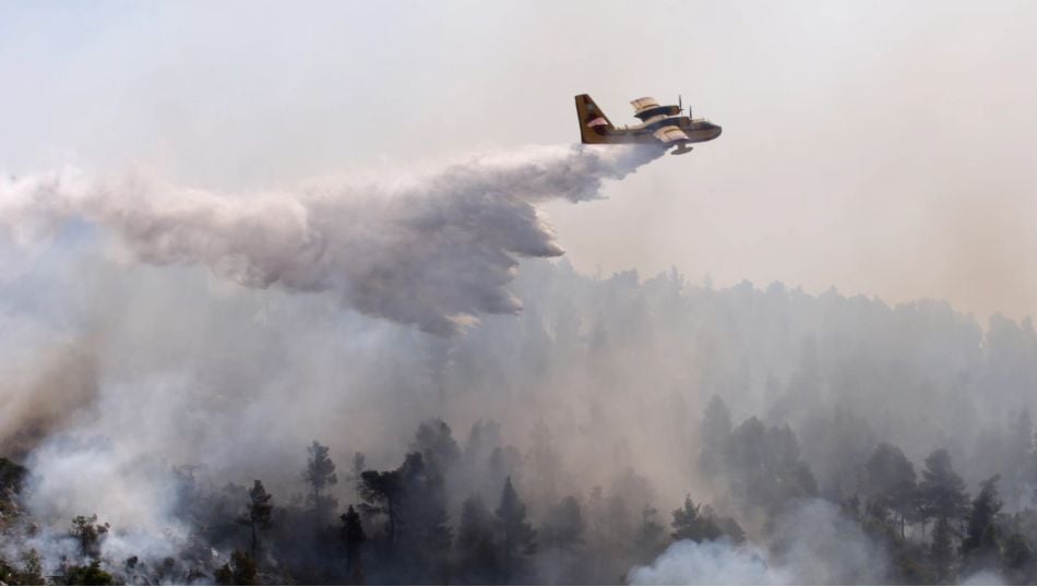 Франция изпраща самолет за гасене на пожара на българо-гръцката граница
