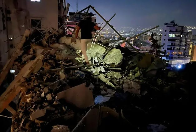 Израел удари Бейрут, целта е висш командир на „Хизбула“ ВИДЕО
