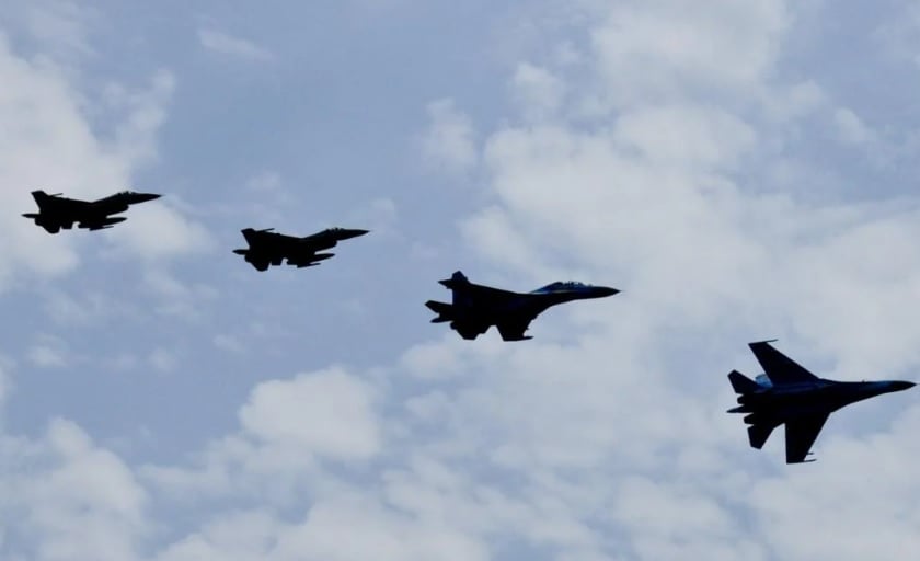 "Форбс" разясни какви подобрения и оборудване са получили украинските F-16