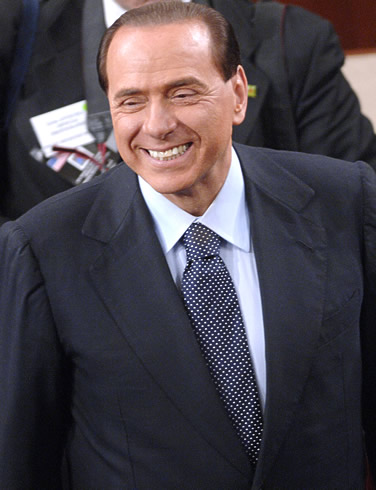 Берлускони изгуби над 2 млрд. долара от кризата