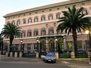 Германец се опита да продаде американското посолство в Рим