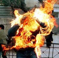 Мъж се опита да се самозапали в Сиатъл