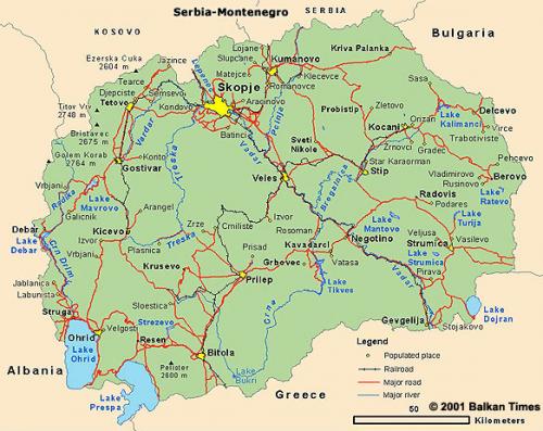 Териториално прекрояване на Македония, Република на албанците в Македония искат на 40 км от Скопие
