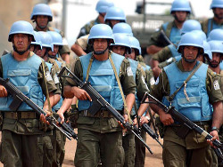 Съветът за сигурност на ООН праща още сини каски в Конго
