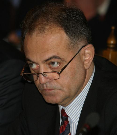 Ген. Атанасов: Чакъров е министърът от "Лиани"
