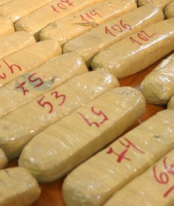 Българска наркогрупировка натоварила турски ТИР с хероин за 10 млн. евро