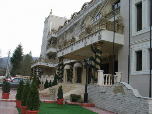 Хотел "Casa Domini" готов да подслони Яне Янев 
