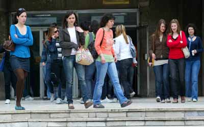 Студентите от Македония завършват в България и остават тук