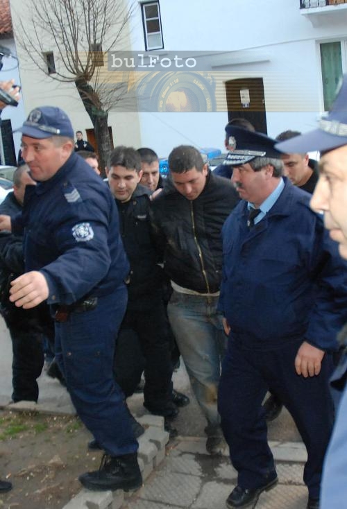 Преместиха изверга от Осиково в ареста в Благоевград 