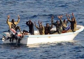 Американски военен кораб залови 7 сомалийски пирати