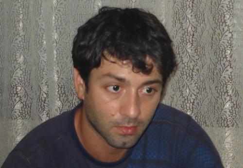 Полицията издирва 33 годишния Георги Ковачев 