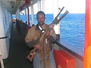 Германски кораб задържа 9 сомалийски пирати