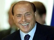 Берлускони е без конкуренти във Facebook