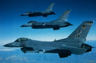 България поръчва използвани американски изтребители F-16