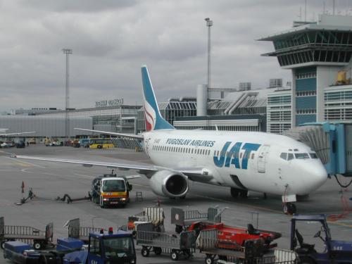 Сръбската авиокомпания JAT купува македонската MAT