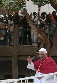 Папата събра милион вярващи на проповед в Ангола
