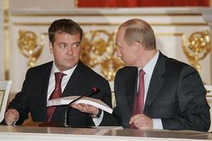 Медведев: Аз взимам основните решения в държавата 