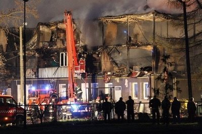 11 души остават в неизвестност след пожара в полски приют за бездомни