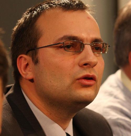 СДС иска общи кандидатури за мажоритарни депутати 
