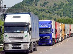 Забранено е преминаването на камиони през Шипка 