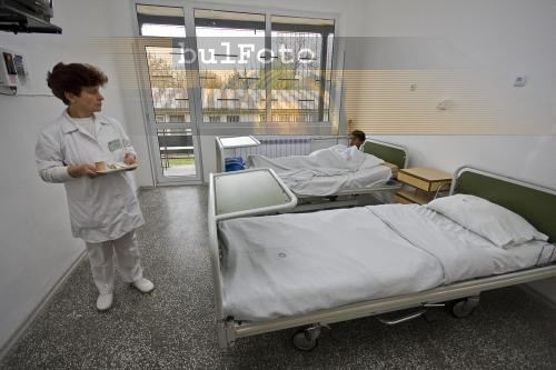 Нелечимоболна пациентка на Пирогов сложи край на живота си