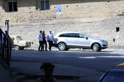Полицията във Вeлико Търново проверява сигнал за манипулиране на вота