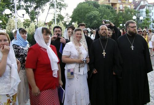 Близо 650 певци на православния фестивал в Поморие
