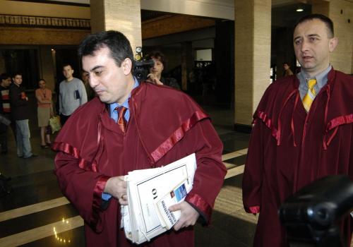 Повдигнаха обвинение на Росен Маринов, търсят замесен втори държавен служител