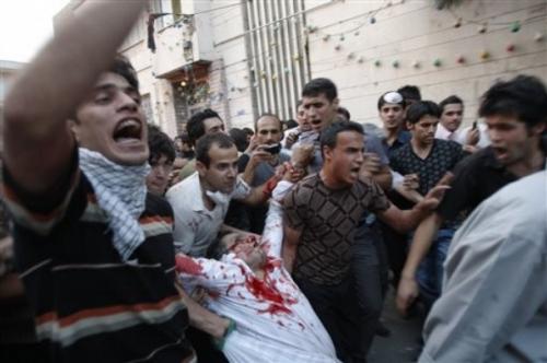 Демонстрант загина в протестна акция в Техеран