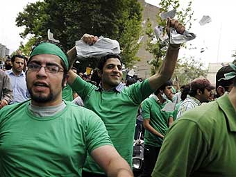 Иранската опозиция призова исляма към борба срещу Ахмадинеджад