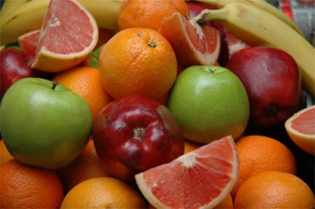Учениците в ЕС ще получават безплатно плодове и зеленчуци