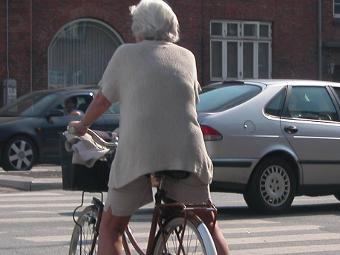 80-годишна догони крадец с велосипед
