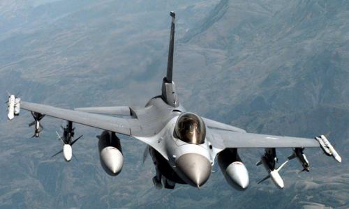 Изтребител F-16 се разби в САЩ