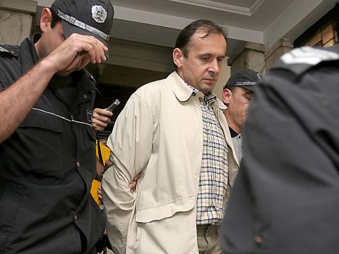 Осъдиха Вальо Топлото на 14 години затвор, конфискуват имуществото му