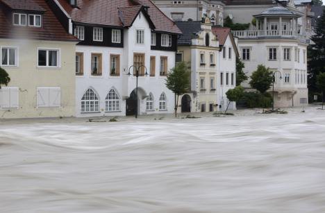 Незапомнени от 50 г. дъждове в Австрия