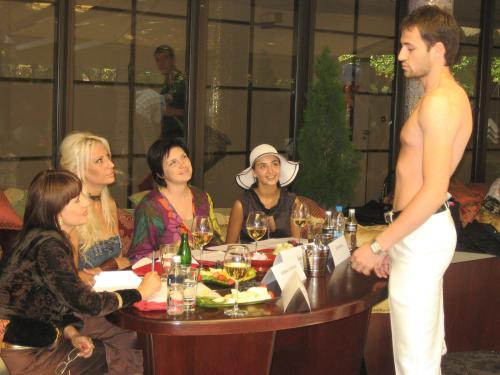 Елитно дамско жури определи финалистите на „Мистър България Свят 2009”
