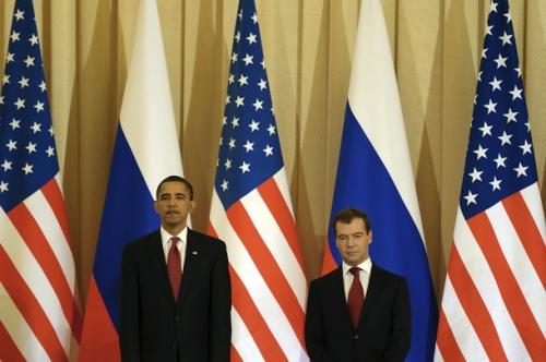 Медведев обяви ново начало в отношенията със САЩ