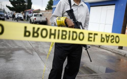 Над 12 тела намерени покрай мексиканска магистрала