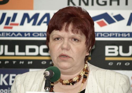 Ирена Кръстева се отказва от имотите на Националната агенция по приходите