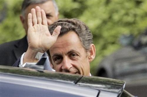 Саркози прекара деня във Версай