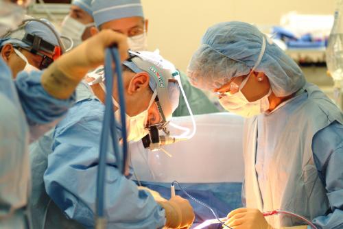 Десет трансплантации на органи през изминалия месец