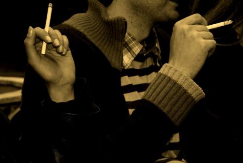 На британчета разрешиха да пушат в училище, на учителите им - не 