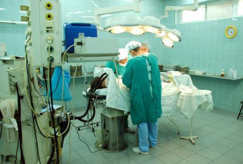 Спират тока на хирургията в Хасково по време на операция