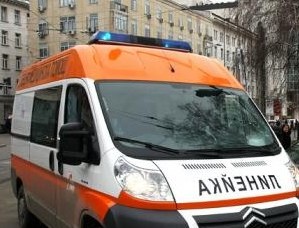 Кола удари линейка в София