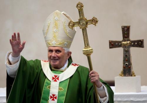 Папа Бенедикт ХVІ отправи коледното си послание