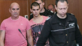 Гърми скандал! Ценко Чоков и синът му излязоха тихомълком от затвора