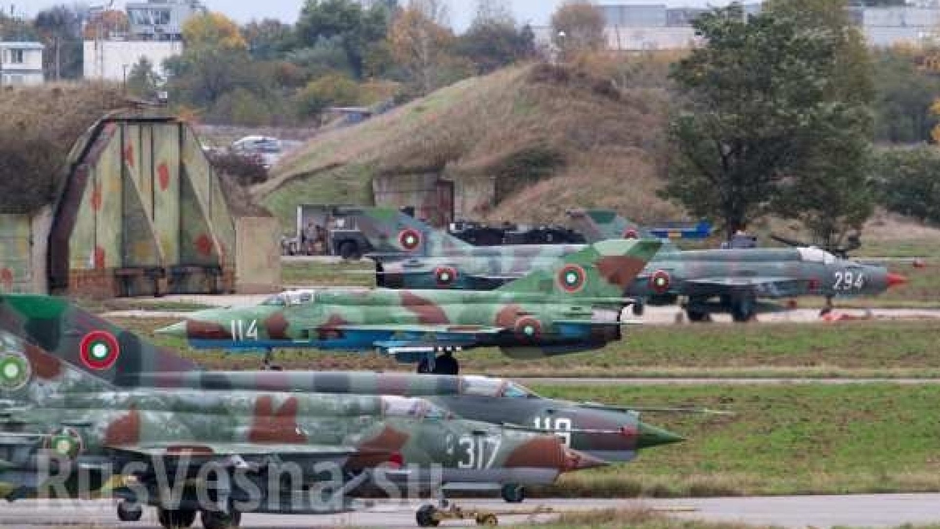 Домът на F-16 - докъде стигна ремонтът на "Граф Игнатиево"