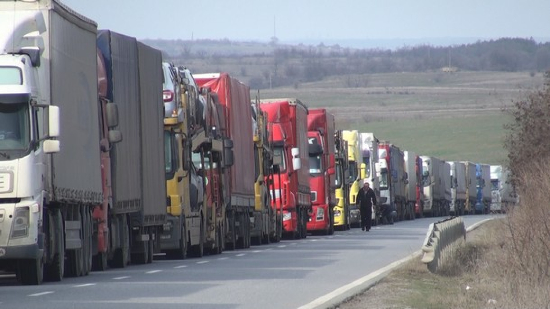 Транспортният бранш скочи срещу приемането ни в Шенген заради...