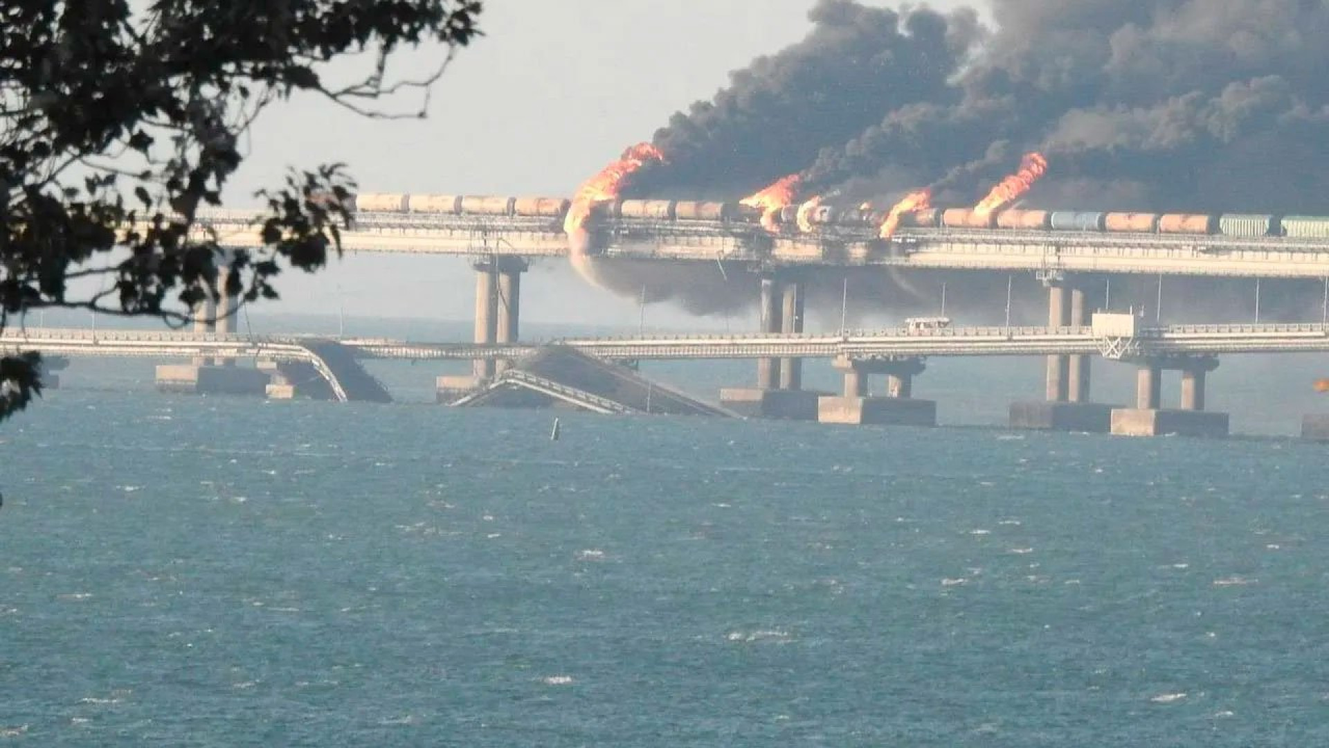 Украйна вече има страшна бетонобойна ракета, за да срине Кримския мост СНИМКА