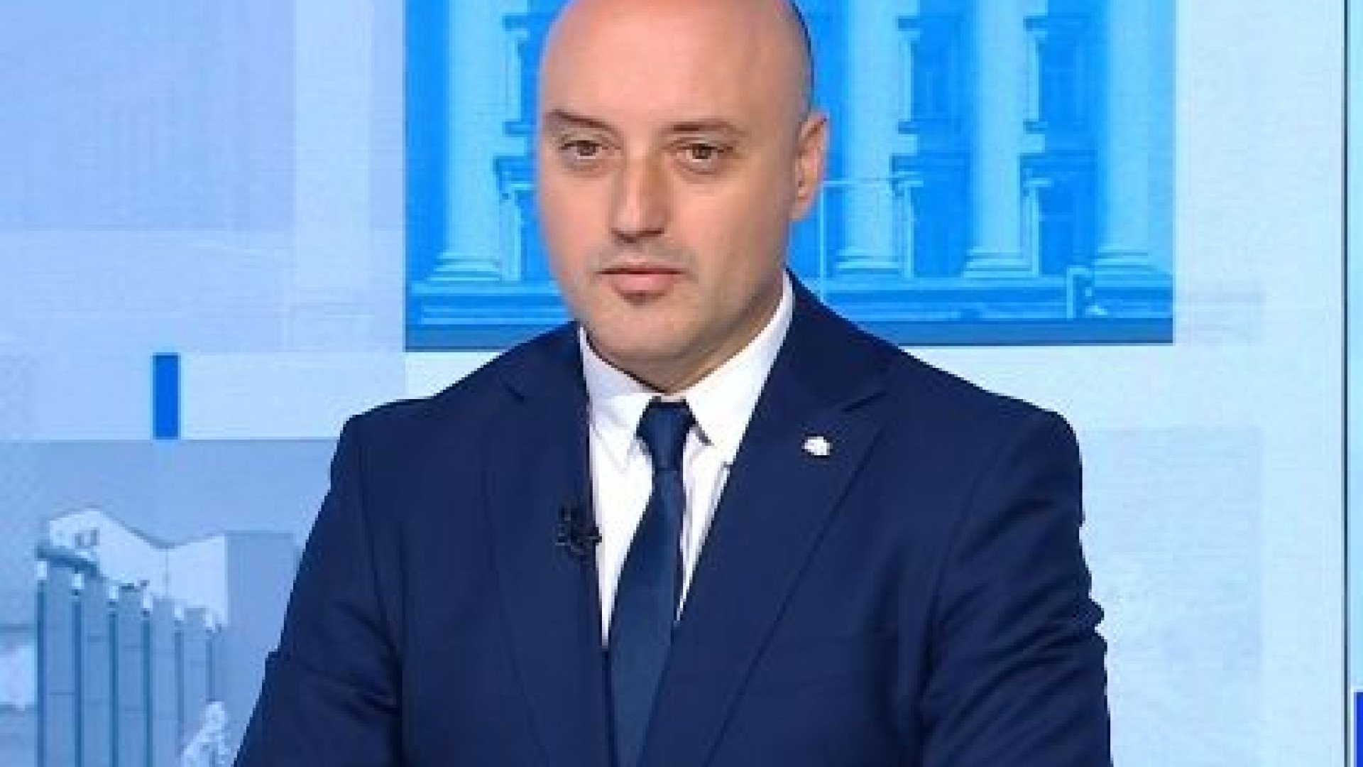 Славов: Не трябва г-жа Атанасова да се лишава от участие в може би най-важното дело на годината!